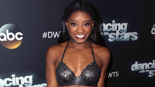 simone-biles-smile-dancing-with-the-stars.jpg